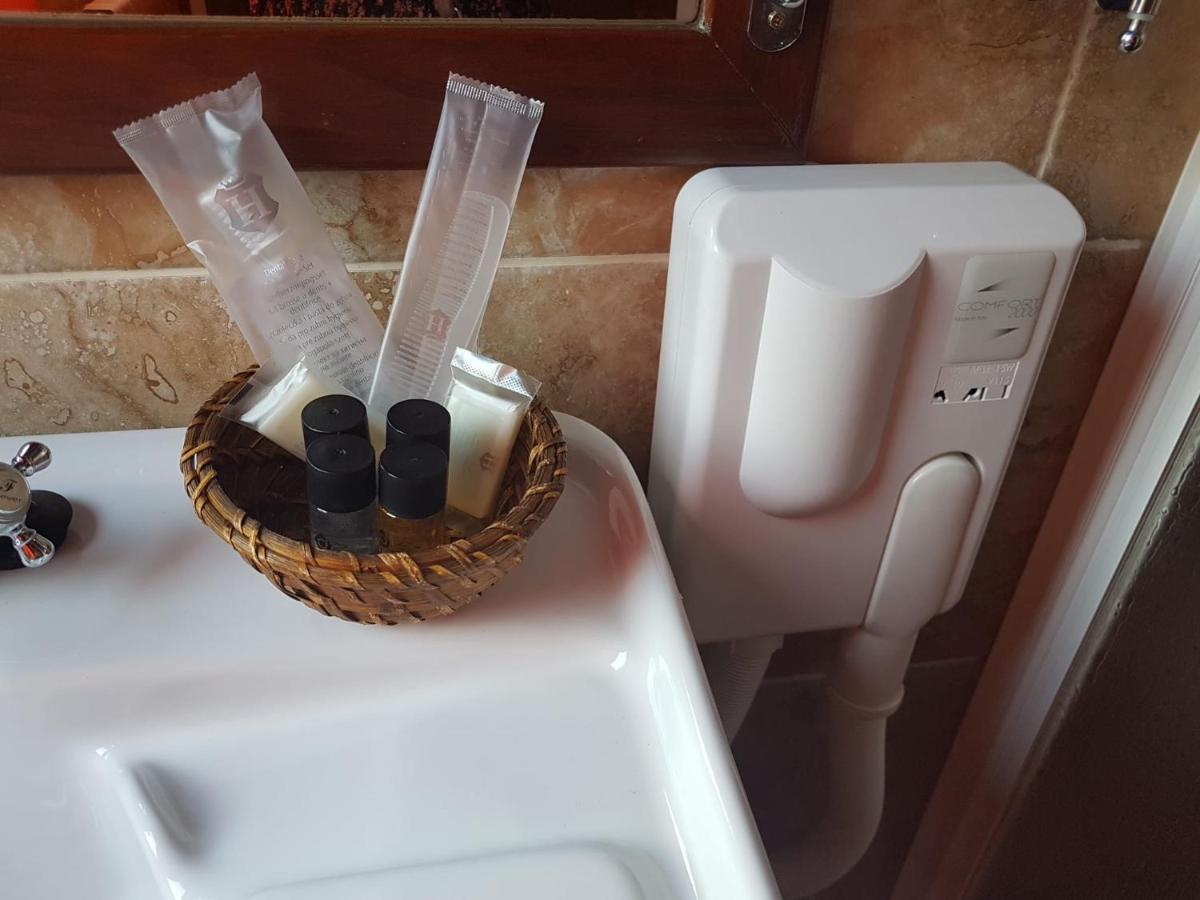 Apartamentos Rurales "La Cabana" Rascafria Bagian luar foto