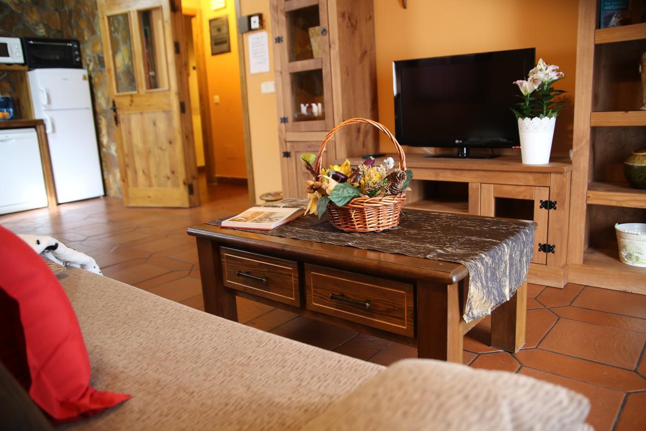 Apartamentos Rurales "La Cabana" Rascafria Bagian luar foto