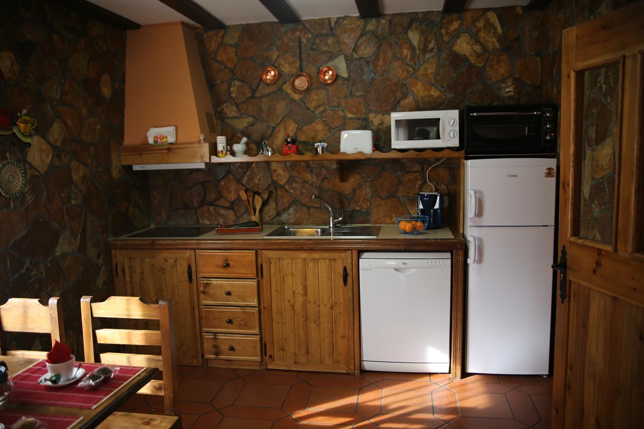 Apartamentos Rurales "La Cabana" Rascafria Bagian luar foto