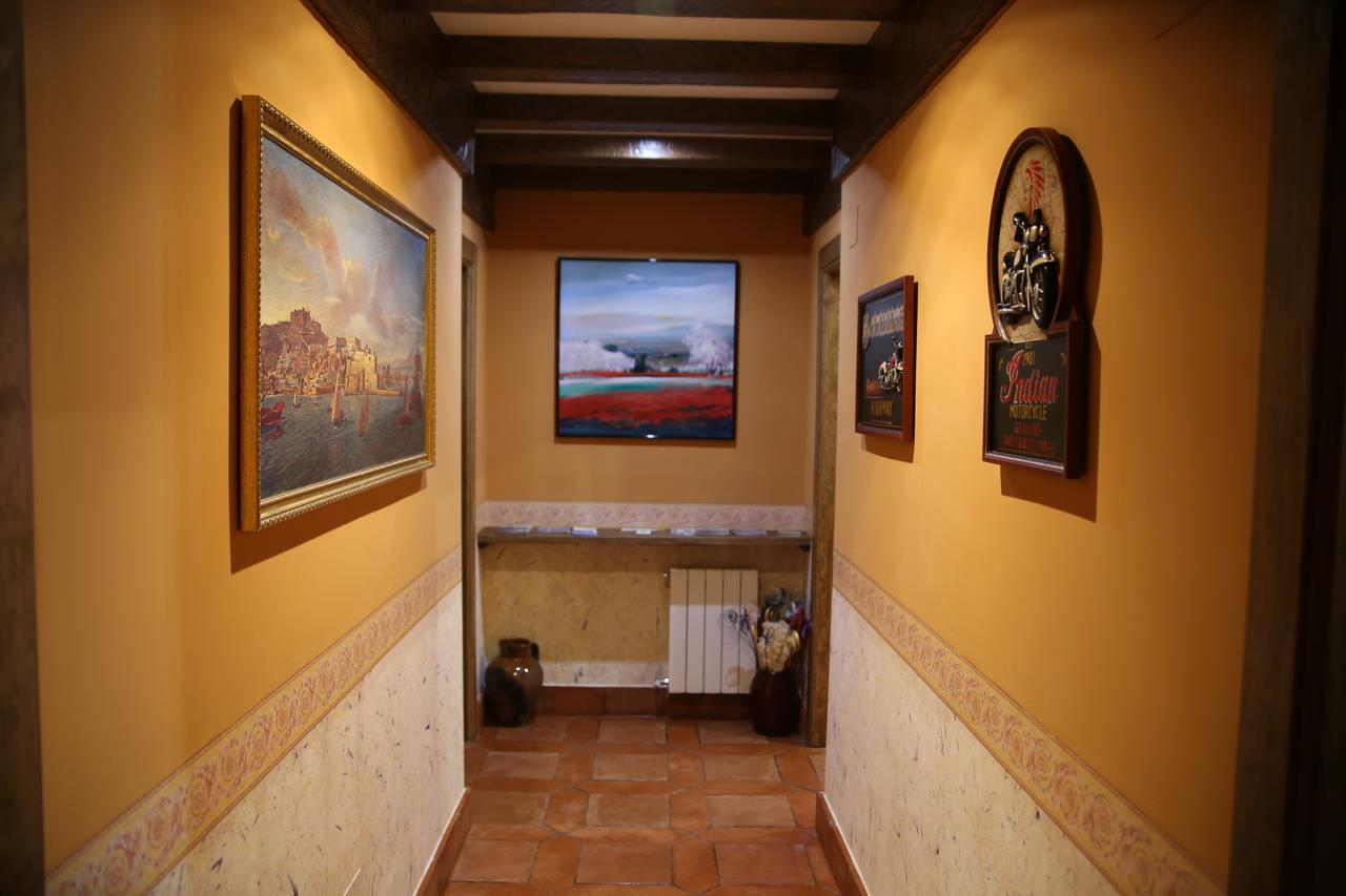 Apartamentos Rurales "La Cabana" Rascafria Bagian luar foto